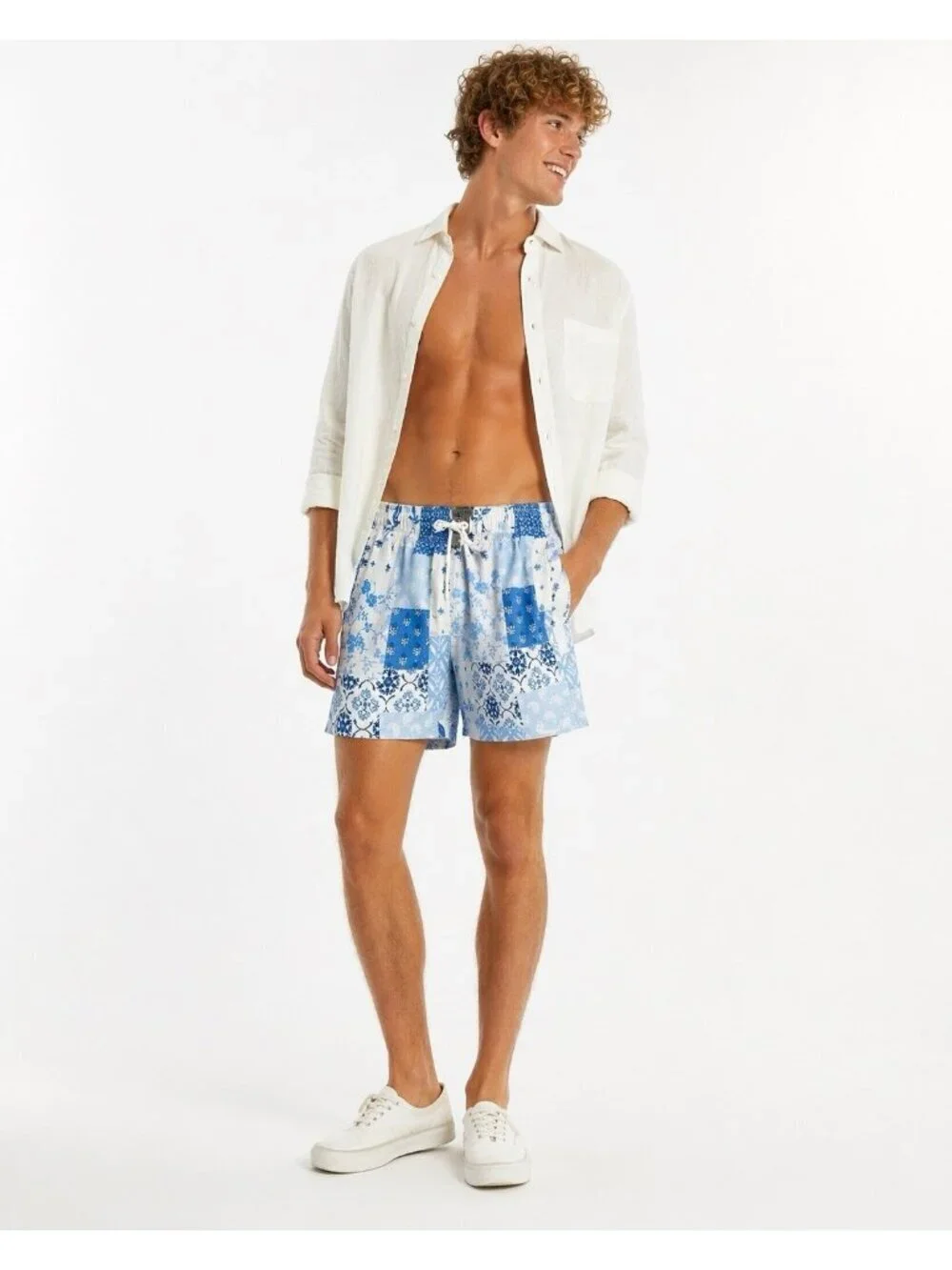 HOLLISTER shorts floral blue beach XS lined 4 way stretch drawstring summer